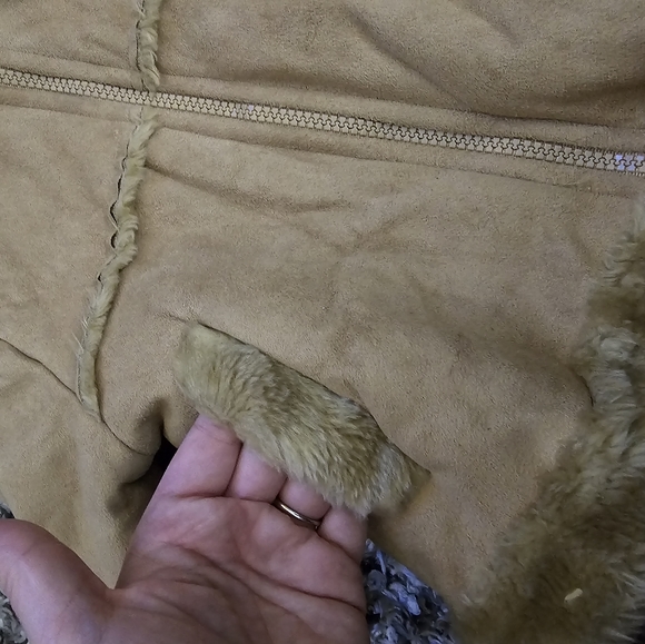 Baby Cherokee Faux Fur & Suede Jacket Size 12months - Picture 2 of 5